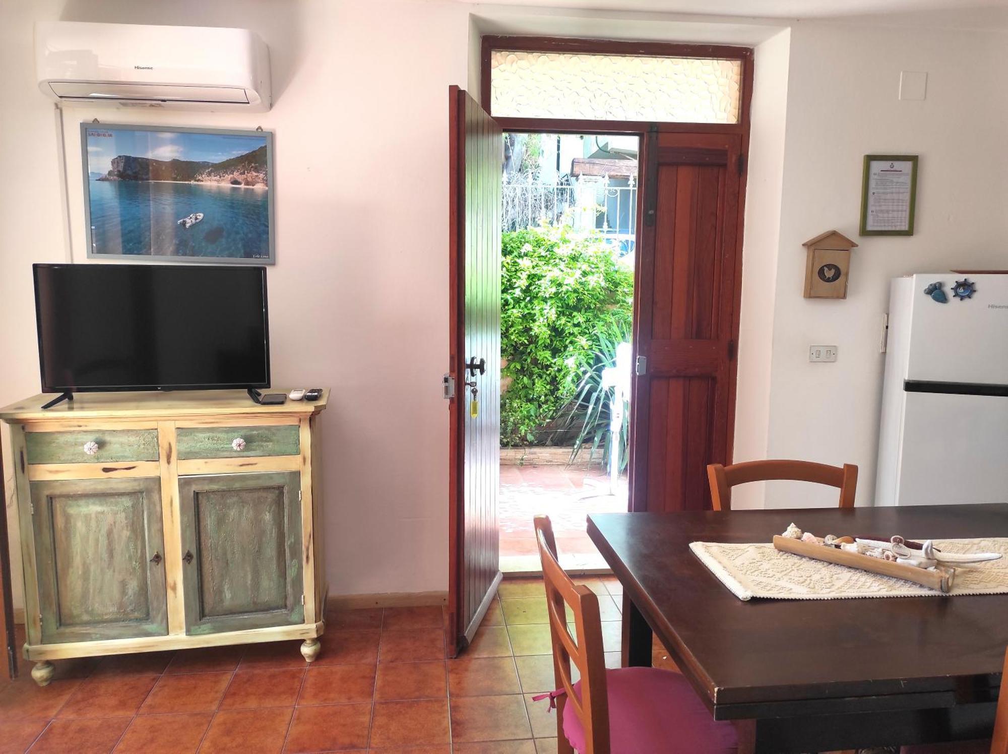 Casa Goletta Soggiorno Per 4 A 2 Minuti Dalla Spiaggia Iunq0334 Cala Gonone Buitenkant foto